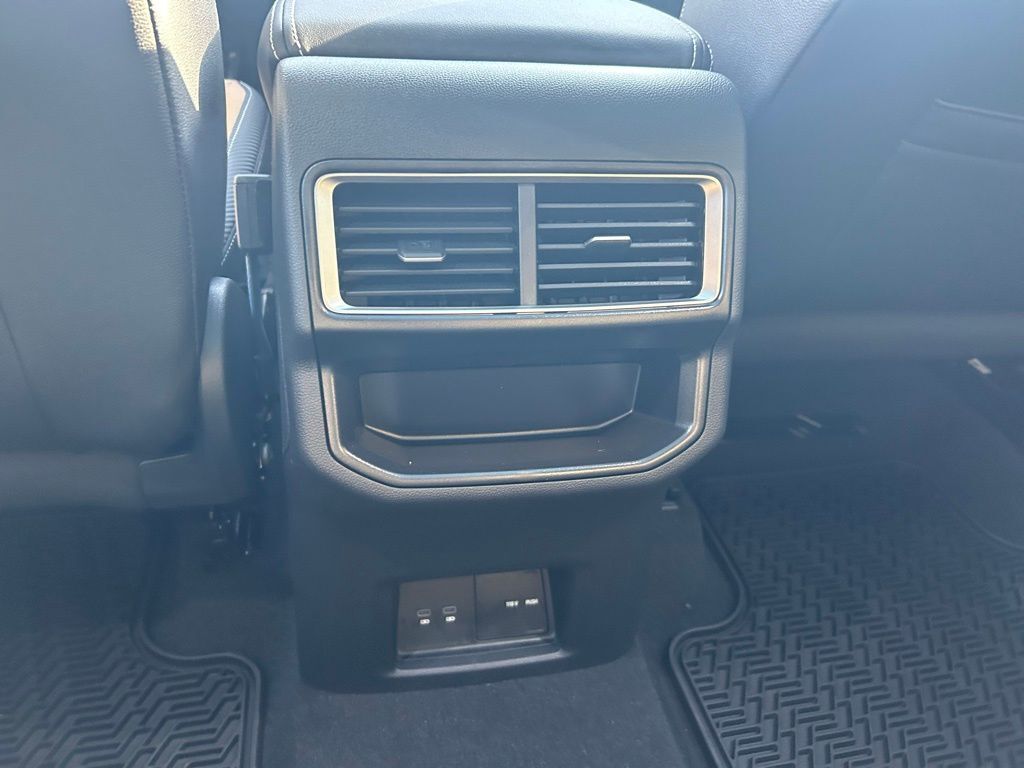 2026 Volkswagen Atlas Cross Sport 2.0T SE w/Technology Tampa FL