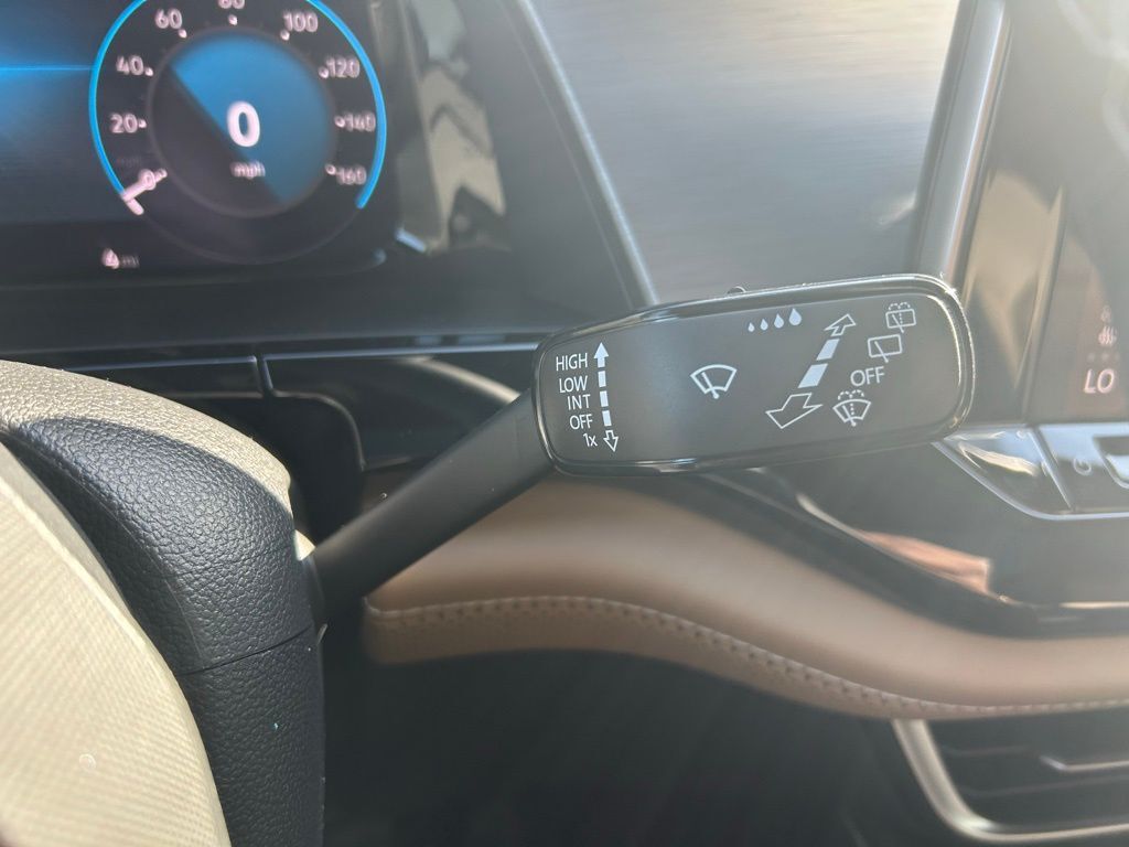 2026 Volkswagen Atlas Cross Sport 2.0T SE w/Technology Tampa FL