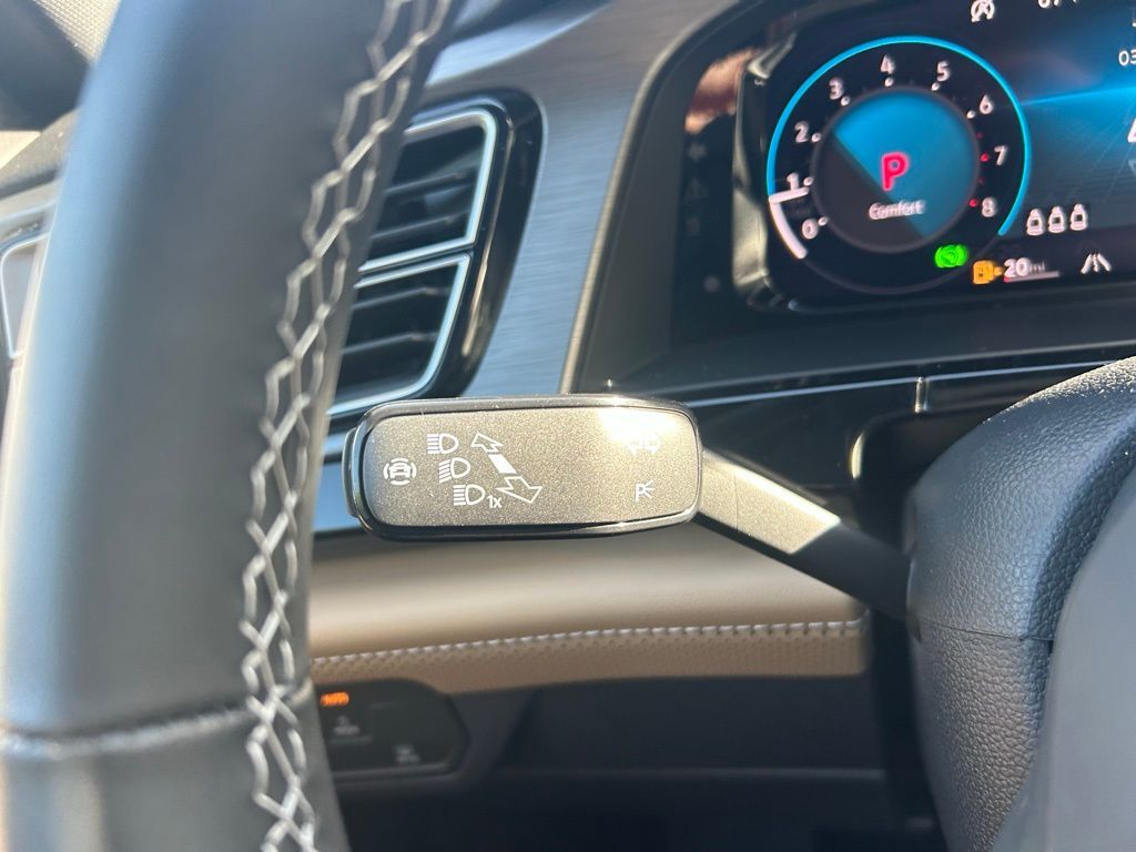 2026 Volkswagen Atlas Cross Sport 2.0T SE w/Technology Tampa FL