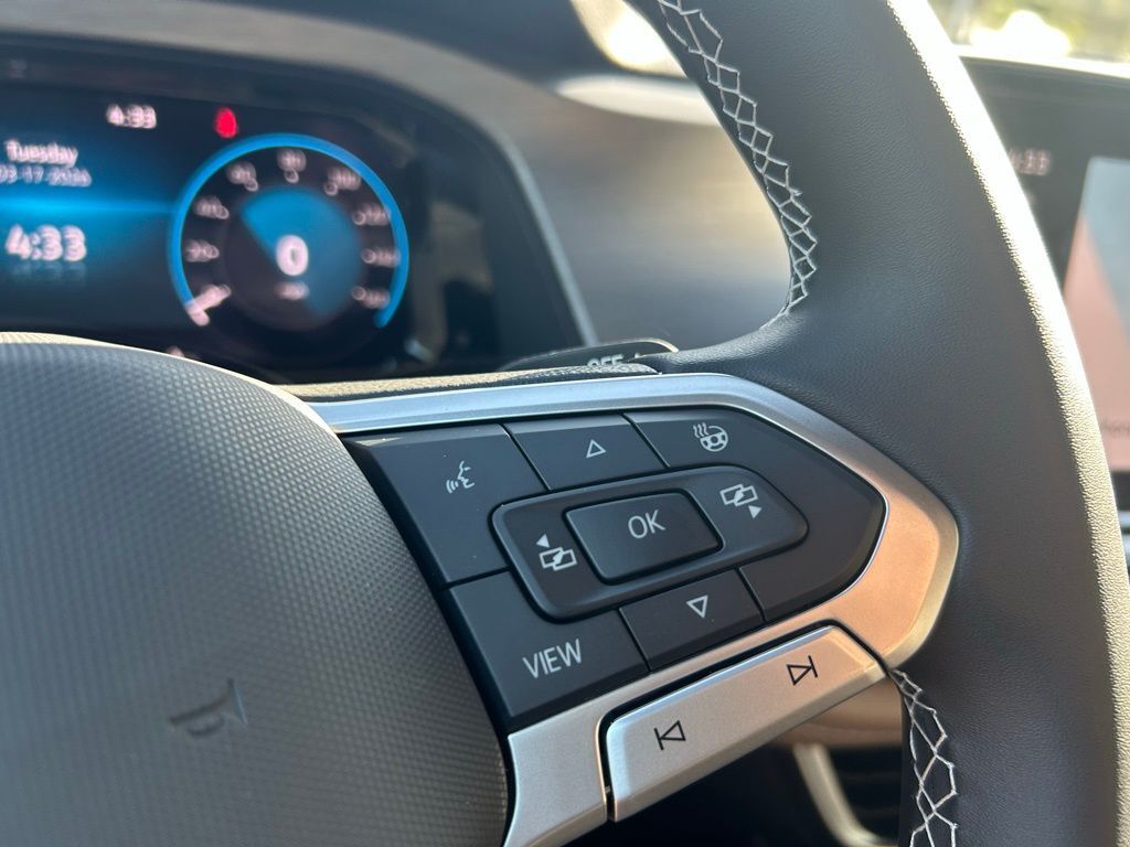 2026 Volkswagen Atlas Cross Sport 2.0T SE w/Technology Tampa FL