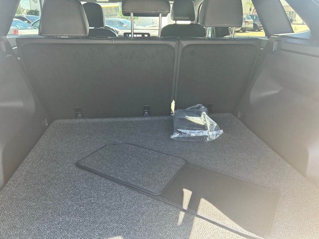 2026 Volkswagen Atlas Cross Sport 2.0T SE w/Technology Tampa FL