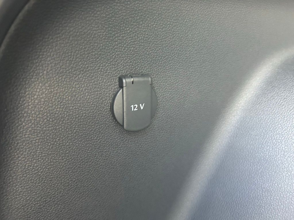 2026 Volkswagen Atlas Cross Sport 2.0T SE w/Technology Tampa FL