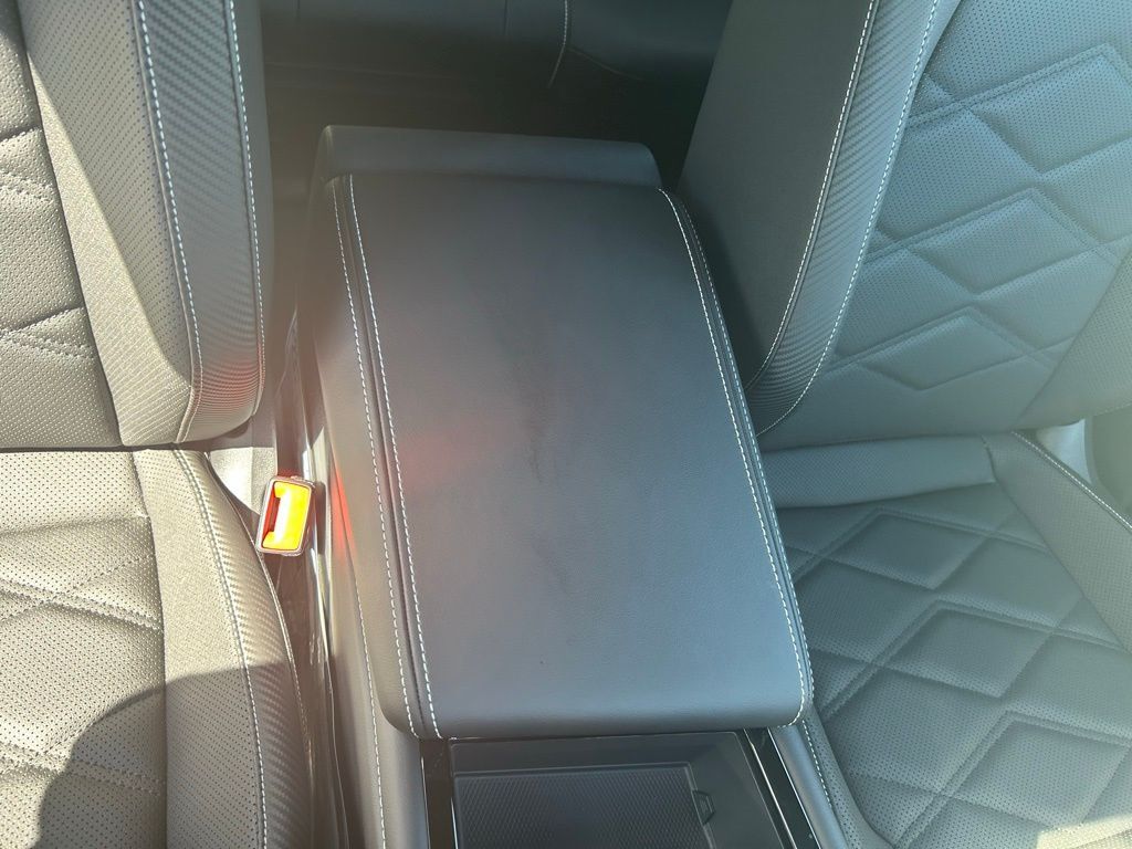 2026 Volkswagen Atlas Cross Sport 2.0T SE w/Technology Tampa FL