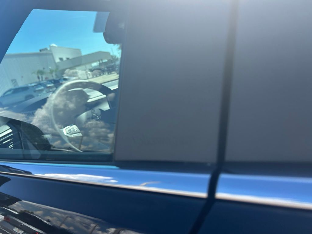 2026 Volkswagen Atlas Cross Sport 2.0T SE w/Technology Tampa FL