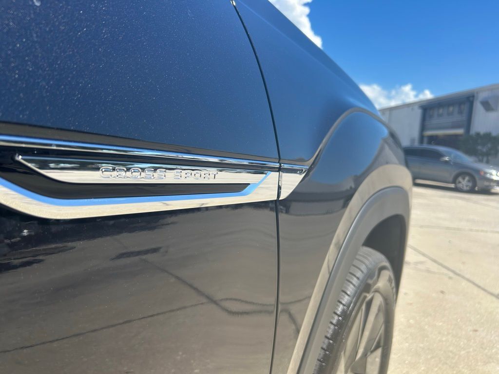 2026 Volkswagen Atlas Cross Sport 2.0T SE w/Technology Tampa FL