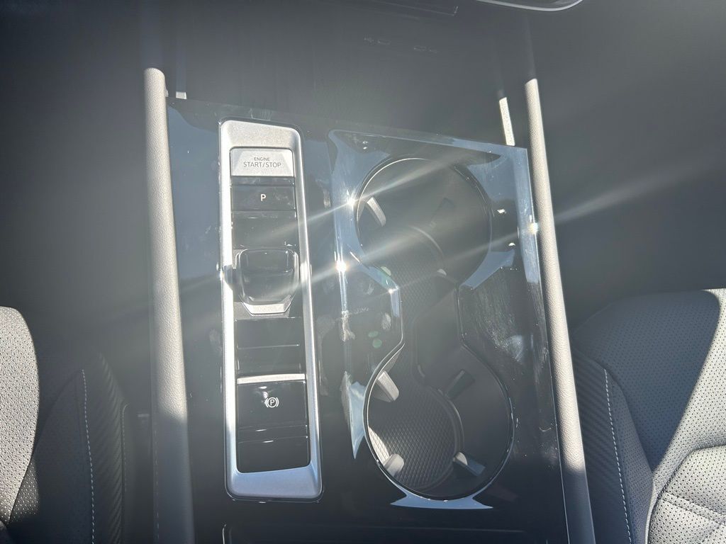 2026 Volkswagen Atlas Cross Sport 2.0T SE w/Technology Tampa FL