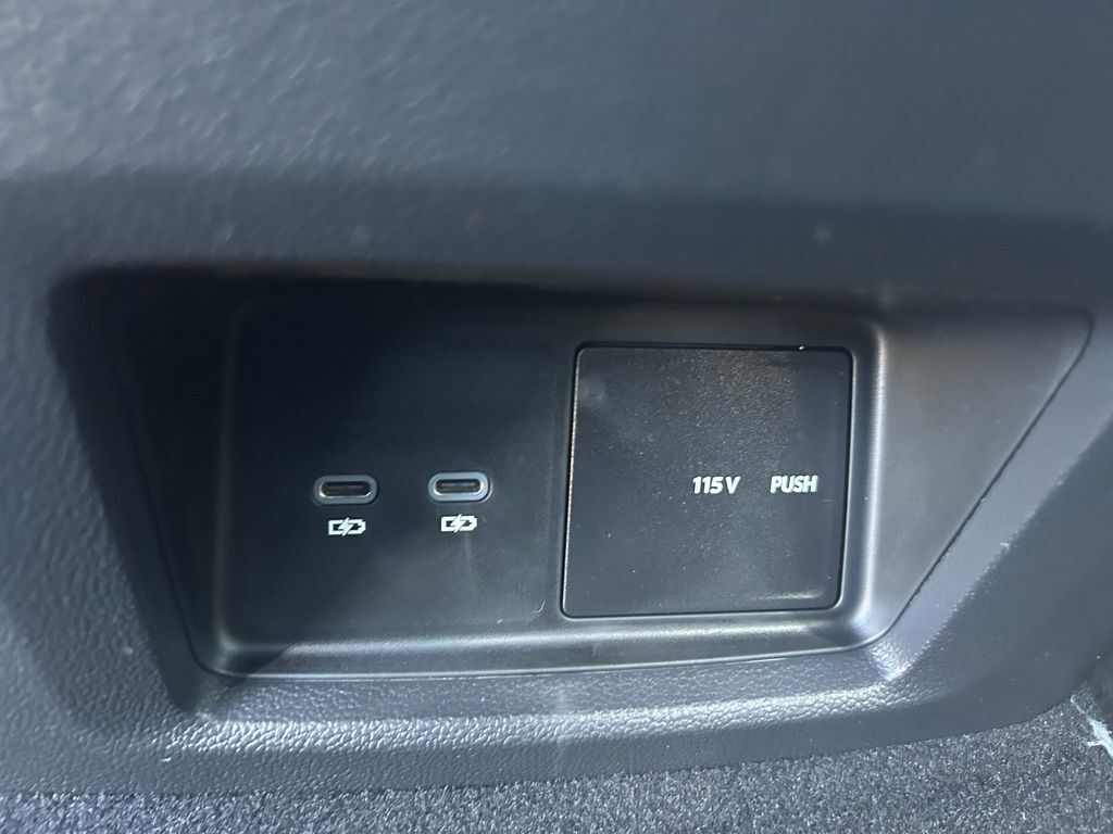 2026 Volkswagen Atlas Cross Sport 2.0T SE w/Technology Tampa FL