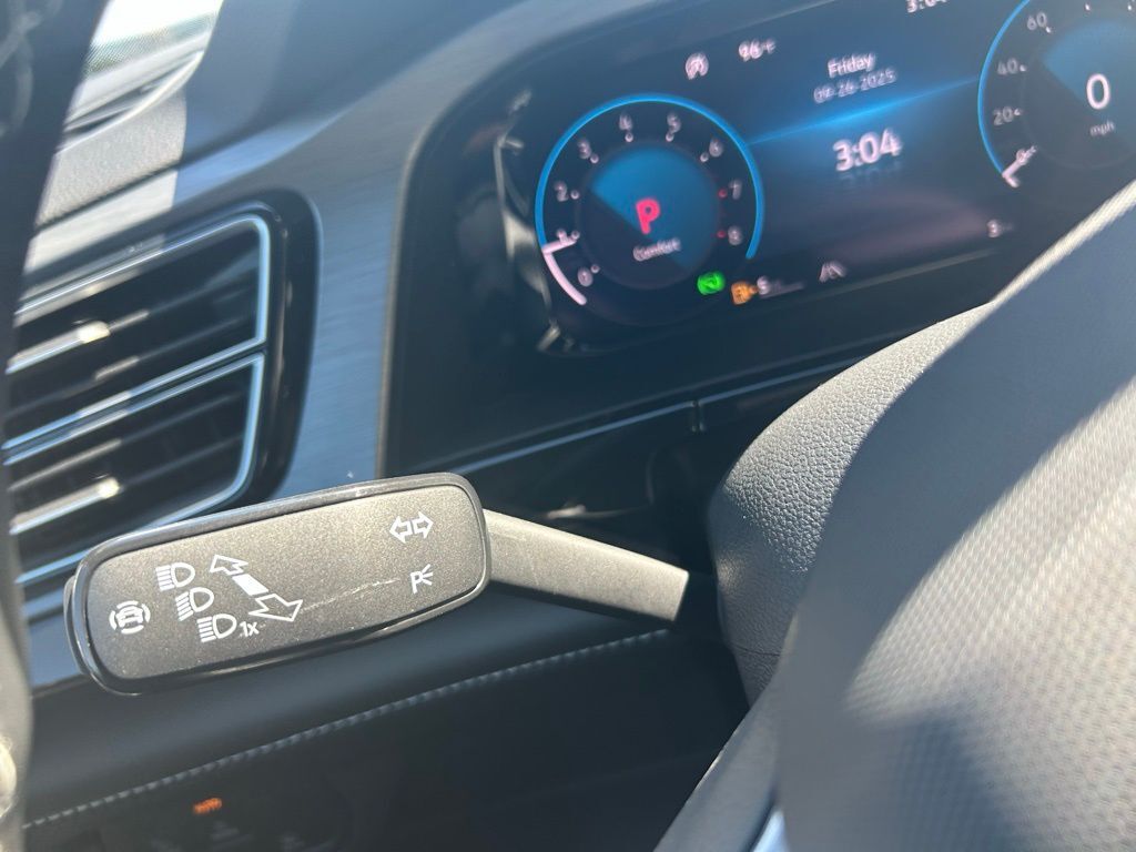 2026 Volkswagen Atlas Cross Sport 2.0T SE w/Technology Tampa FL