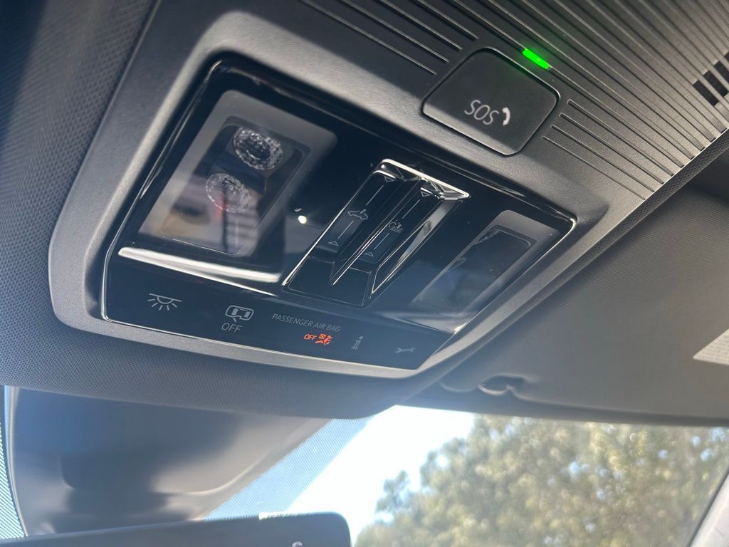 2026 Volkswagen Atlas Cross Sport 2.0T SE w/Technology Tampa FL