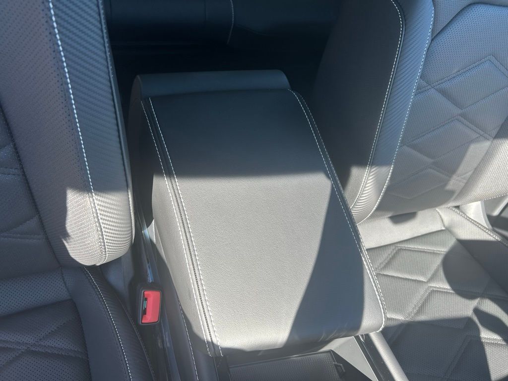 2026 Volkswagen Atlas Cross Sport 2.0T SE w/Technology Tampa FL