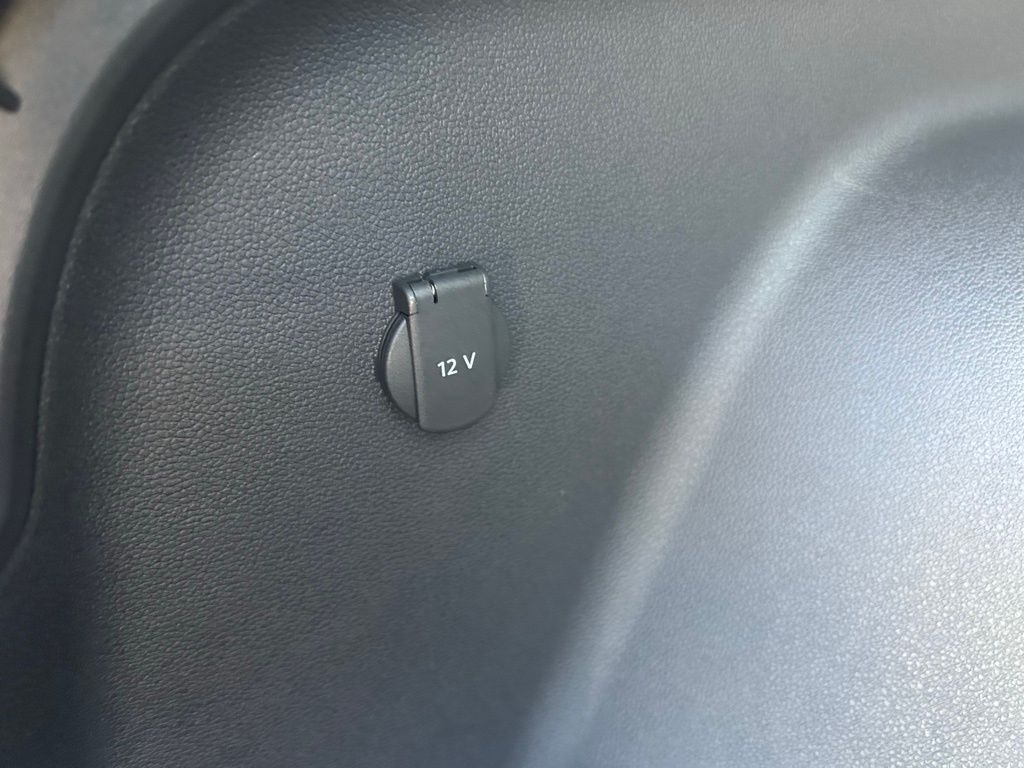 2026 Volkswagen Atlas Cross Sport 2.0T SE w/Technology Tampa FL