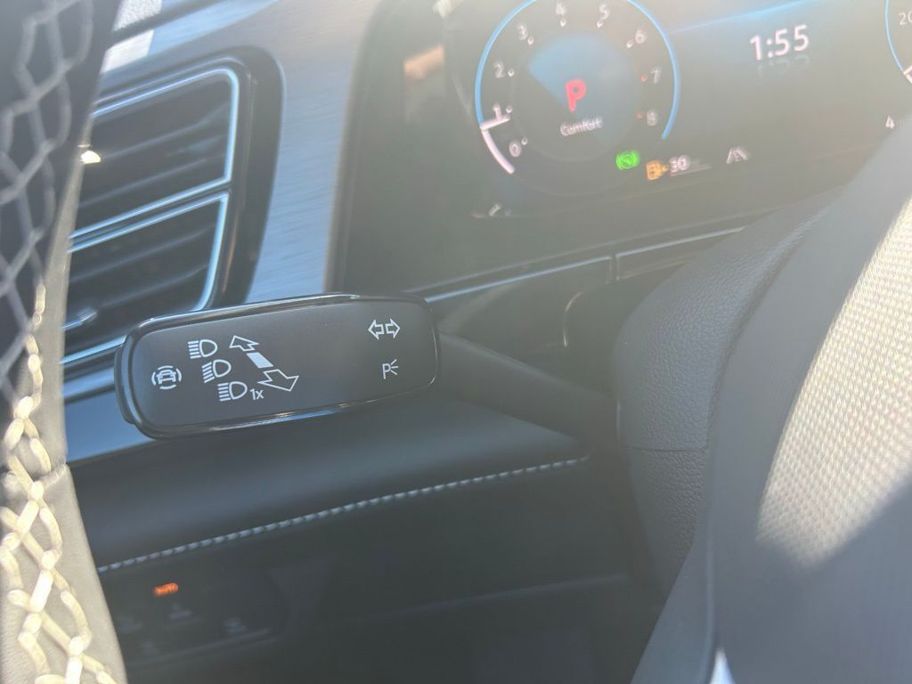 2026 Volkswagen Atlas Cross Sport 2.0T SE w/Technology Tampa FL