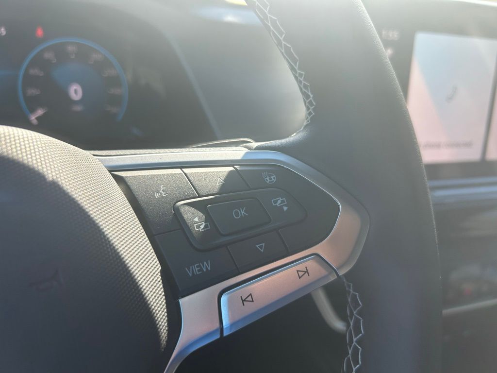 2026 Volkswagen Atlas Cross Sport 2.0T SE w/Technology Tampa FL