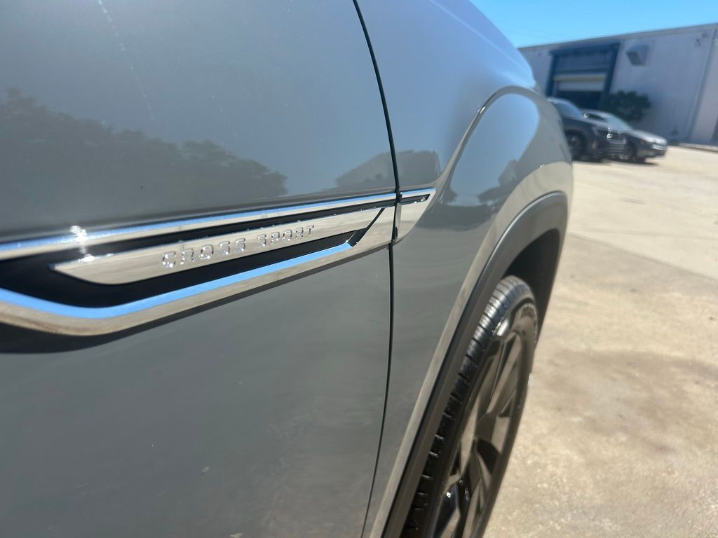 2026 Volkswagen Atlas Cross Sport 2.0T SE w/Technology Tampa FL