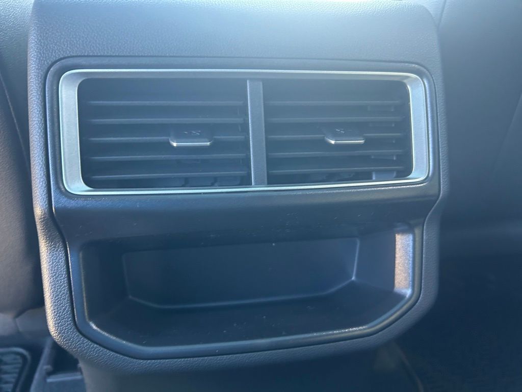 2026 Volkswagen Atlas Cross Sport 2.0T SE w/Technology Tampa FL