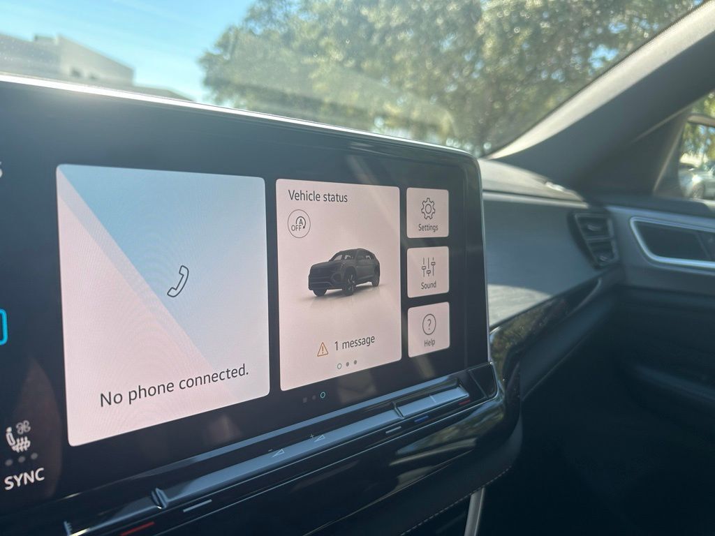 2026 Volkswagen Atlas Cross Sport 2.0T SE w/Technology Tampa FL