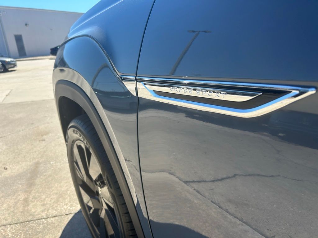 2026 Volkswagen Atlas Cross Sport 2.0T SE w/Technology Tampa FL