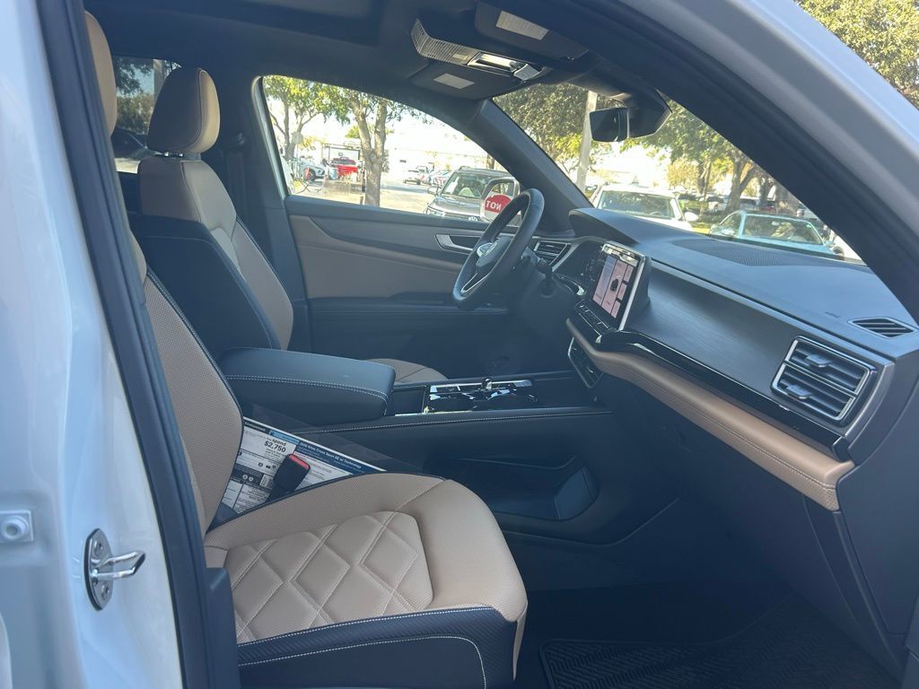 2026 Volkswagen Atlas Cross Sport 2.0T SE w/Technology Tampa FL