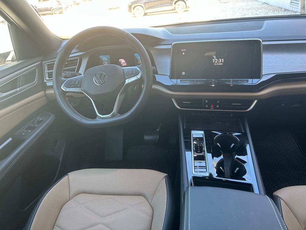 2026 Volkswagen Atlas Cross Sport 2.0T SE w/Technology Tampa FL