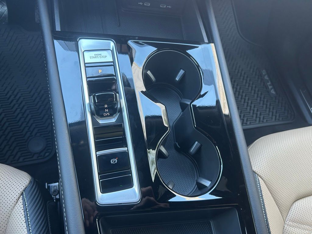 2026 Volkswagen Atlas Cross Sport 2.0T SE w/Technology Tampa FL