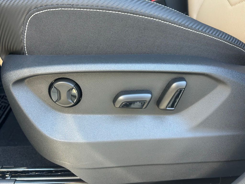 2026 Volkswagen Atlas Cross Sport 2.0T SE w/Technology Tampa FL