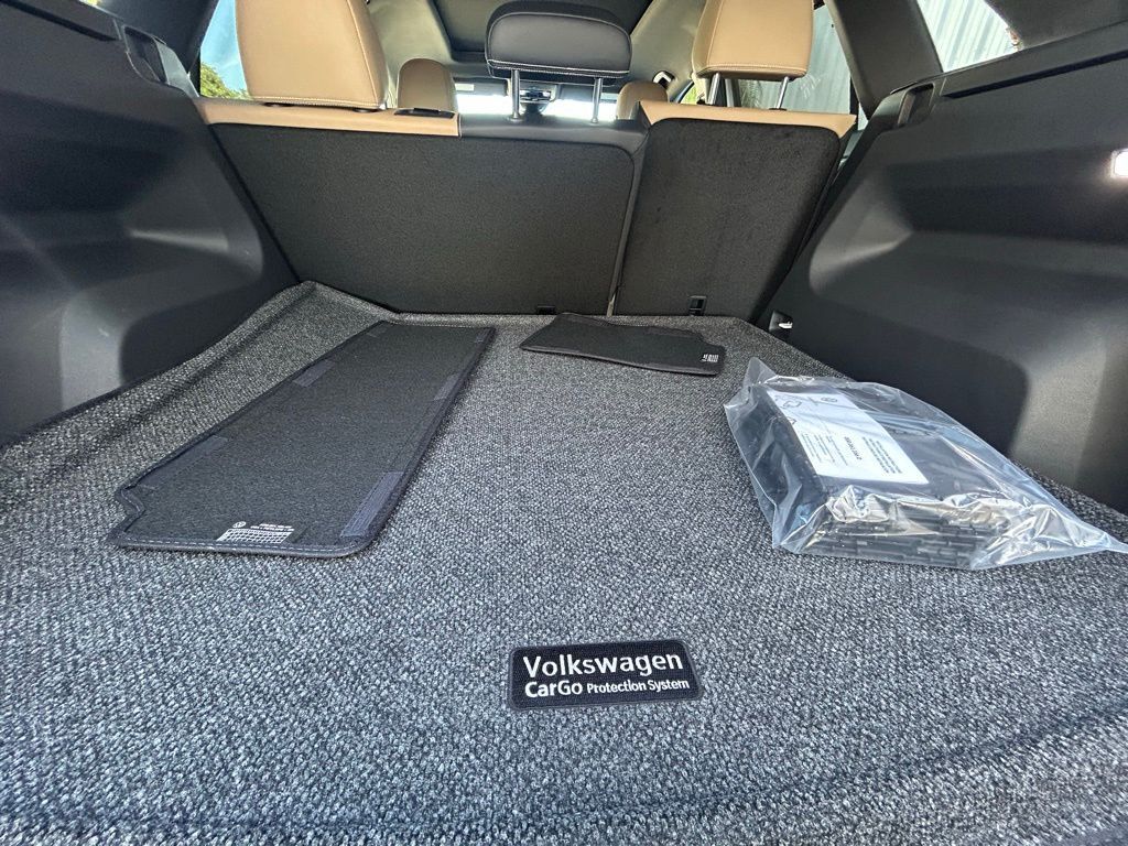 2026 Volkswagen Atlas Cross Sport 2.0T SE w/Technology Tampa FL