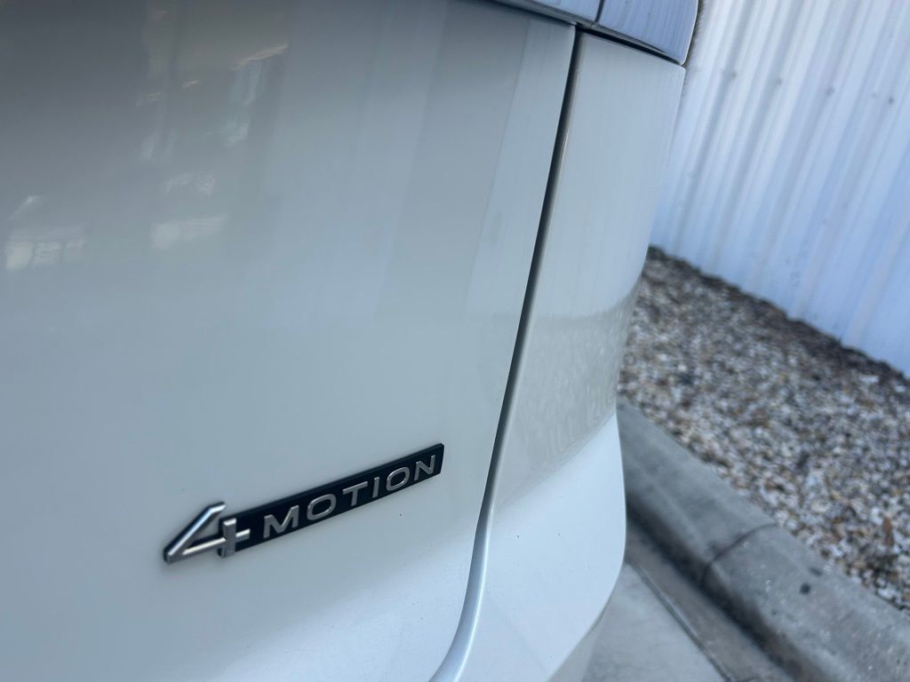 2026 Volkswagen Atlas Cross Sport 2.0T SE w/Technology Tampa FL