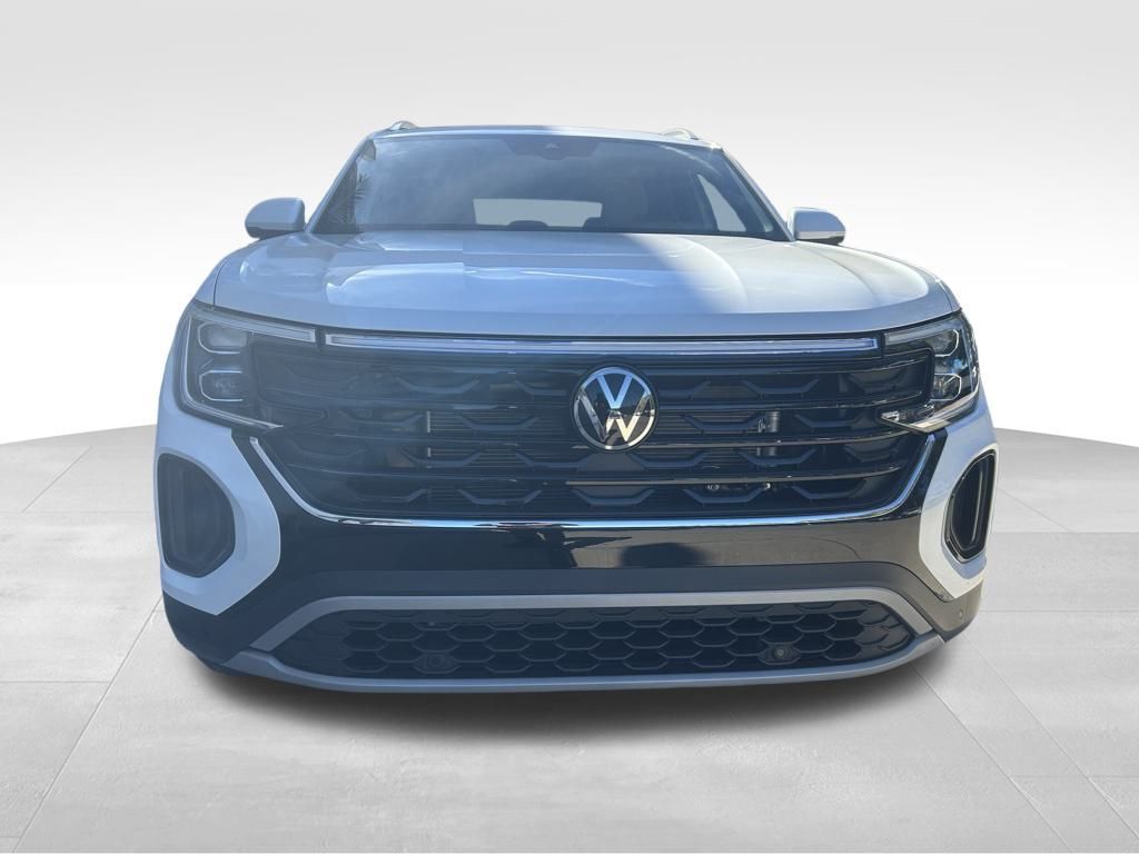 2026 Volkswagen Atlas Cross Sport 2.0T SE w/Technology Tampa FL