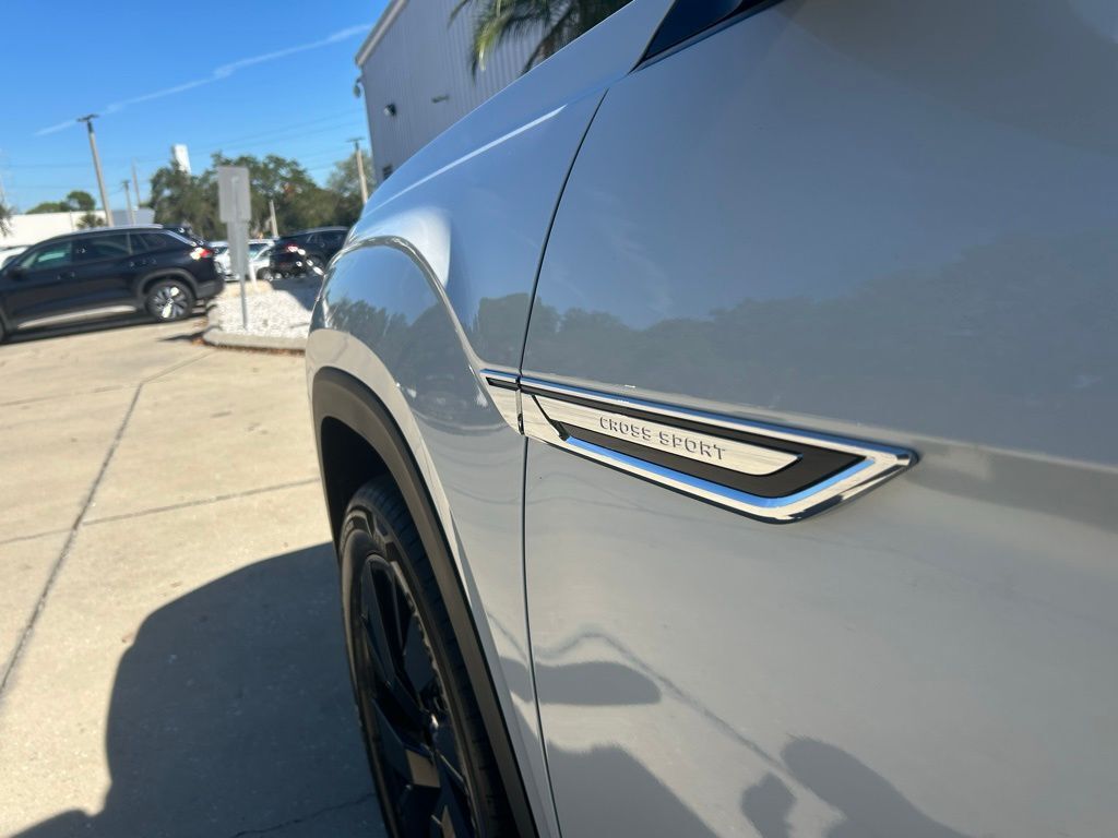 2026 Volkswagen Atlas Cross Sport 2.0T SE w/Technology Tampa FL