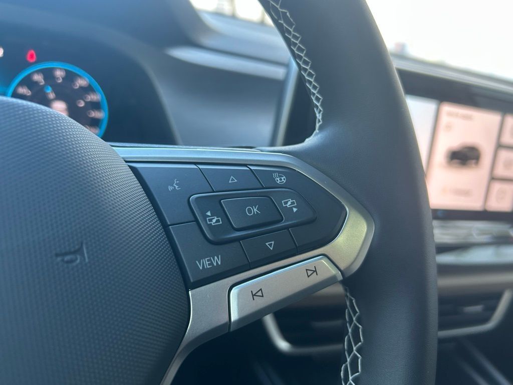 2026 Volkswagen Atlas Cross Sport 2.0T SE w/Technology Tampa FL