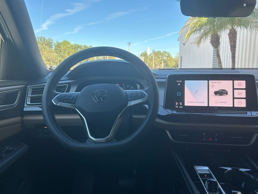 2026 Volkswagen Atlas Cross Sport 2.0T SE w/Technology Tampa FL