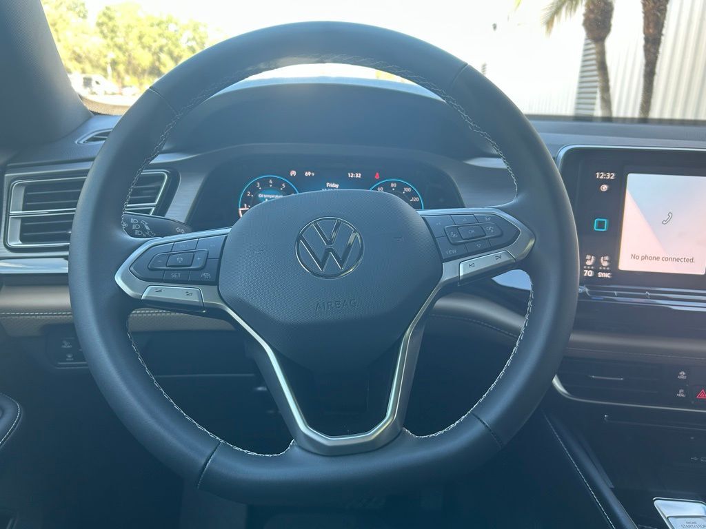 2026 Volkswagen Atlas Cross Sport 2.0T SE w/Technology Tampa FL