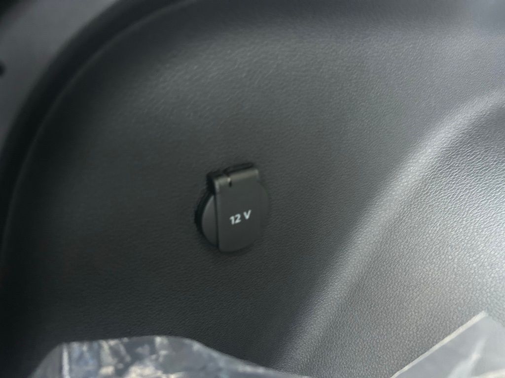 2026 Volkswagen Atlas Cross Sport 2.0T SE w/Technology Tampa FL