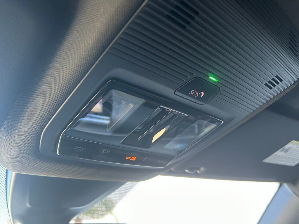 2026 Volkswagen Atlas Cross Sport 2.0T SE w/Technology Tampa FL