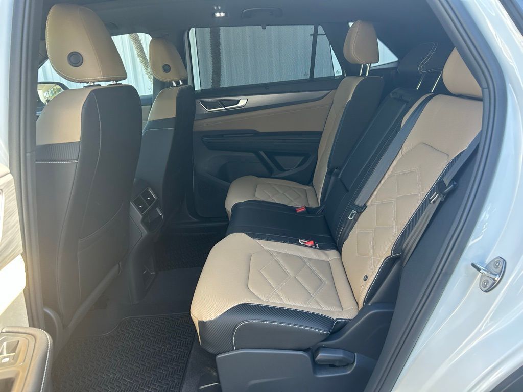 2026 Volkswagen Atlas Cross Sport 2.0T SE w/Technology Tampa FL