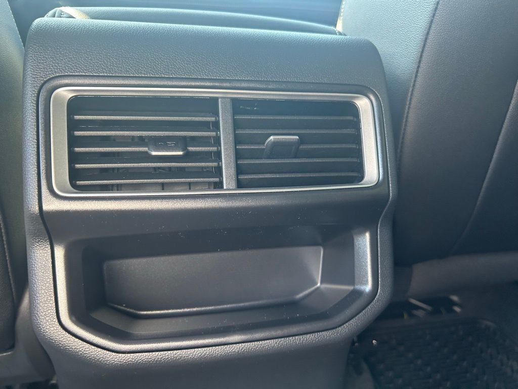 2026 Volkswagen Atlas Cross Sport 2.0T SE w/Technology Tampa FL