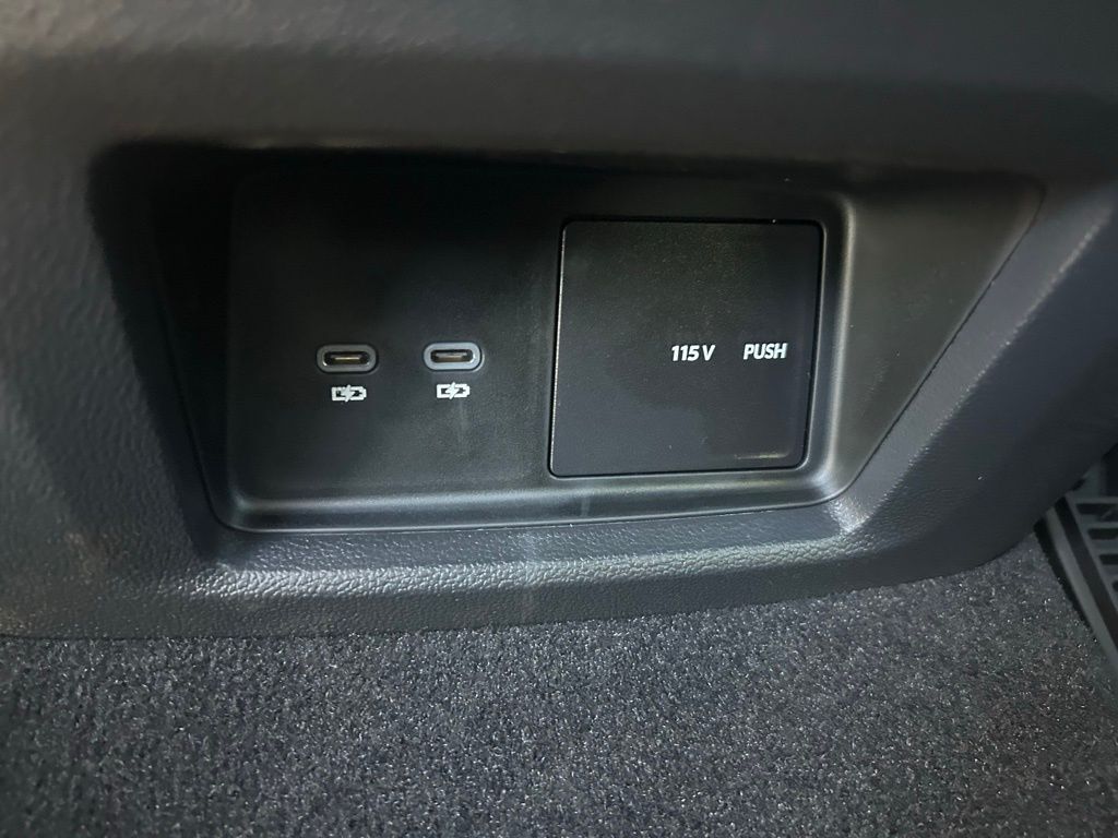 2026 Volkswagen Atlas Cross Sport 2.0T SE w/Technology Tampa FL