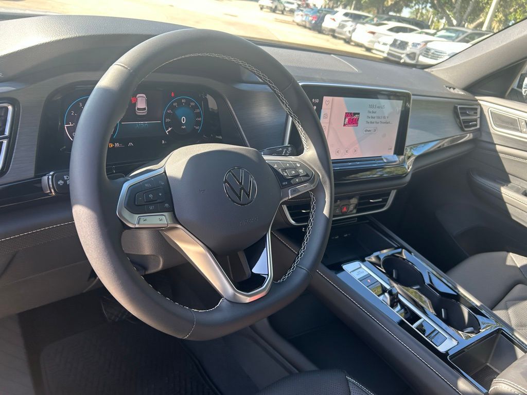 2026 Volkswagen Atlas Cross Sport 2.0T SE w/Technology Tampa FL