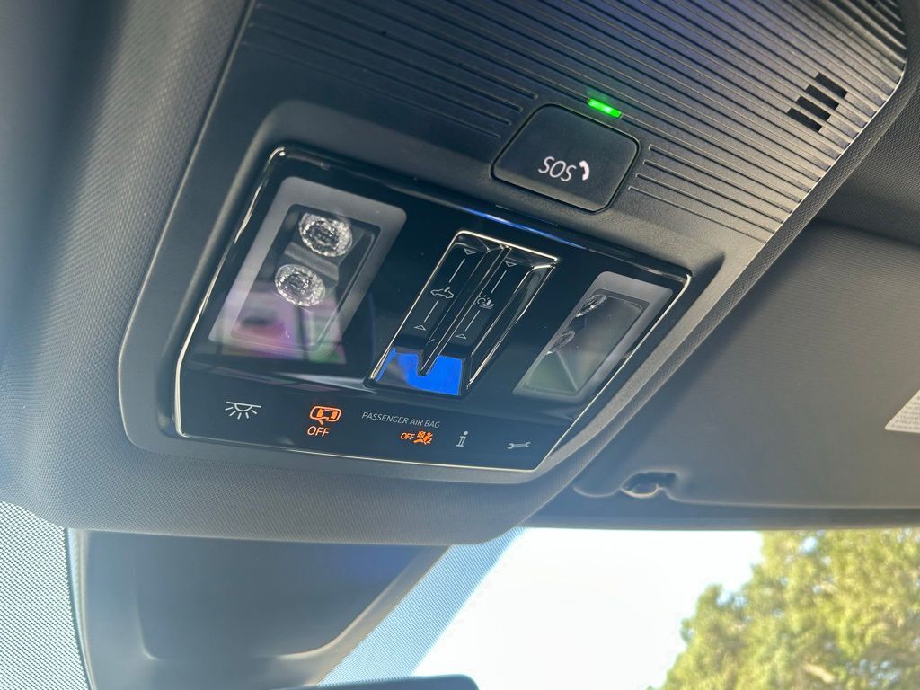 2026 Volkswagen Atlas Cross Sport 2.0T SE w/Technology Tampa FL