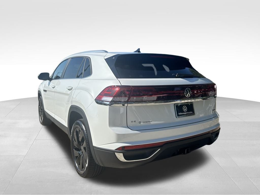 2026 Volkswagen Atlas Cross Sport 2.0T SE w/Technology Tampa FL