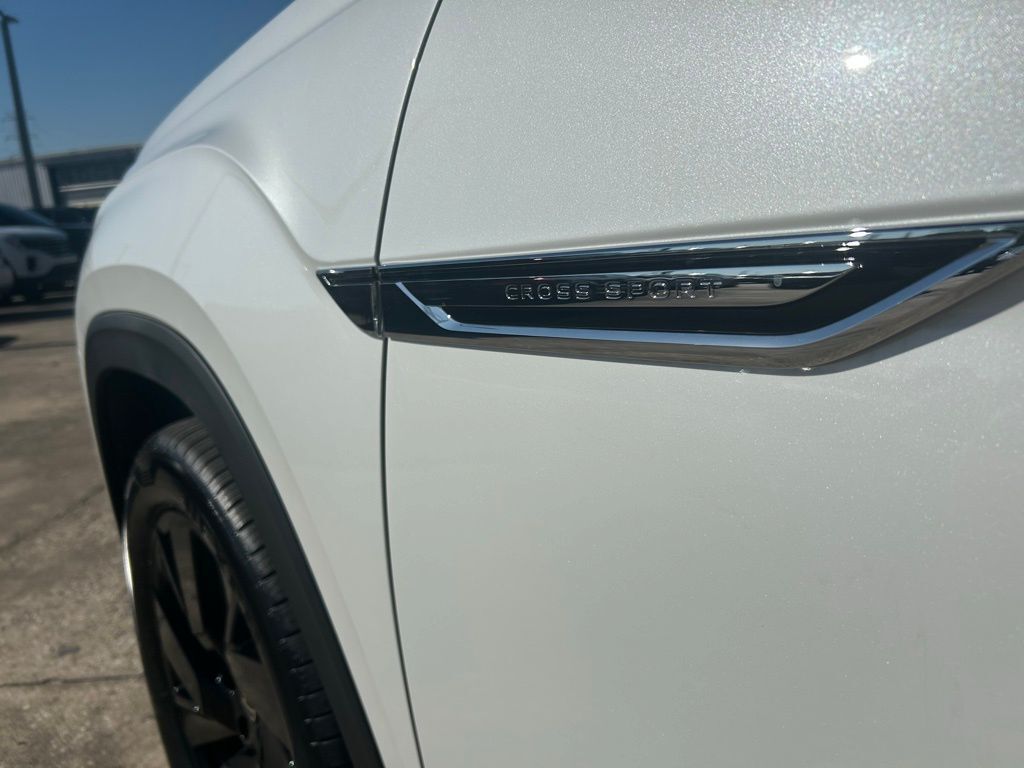 2026 Volkswagen Atlas Cross Sport 2.0T SE w/Technology Tampa FL