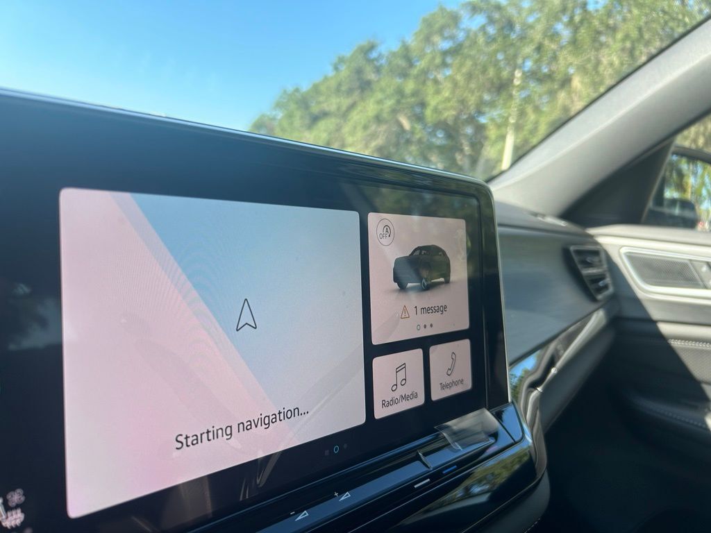 2026 Volkswagen Atlas Cross Sport 2.0T SE w/Technology Tampa FL