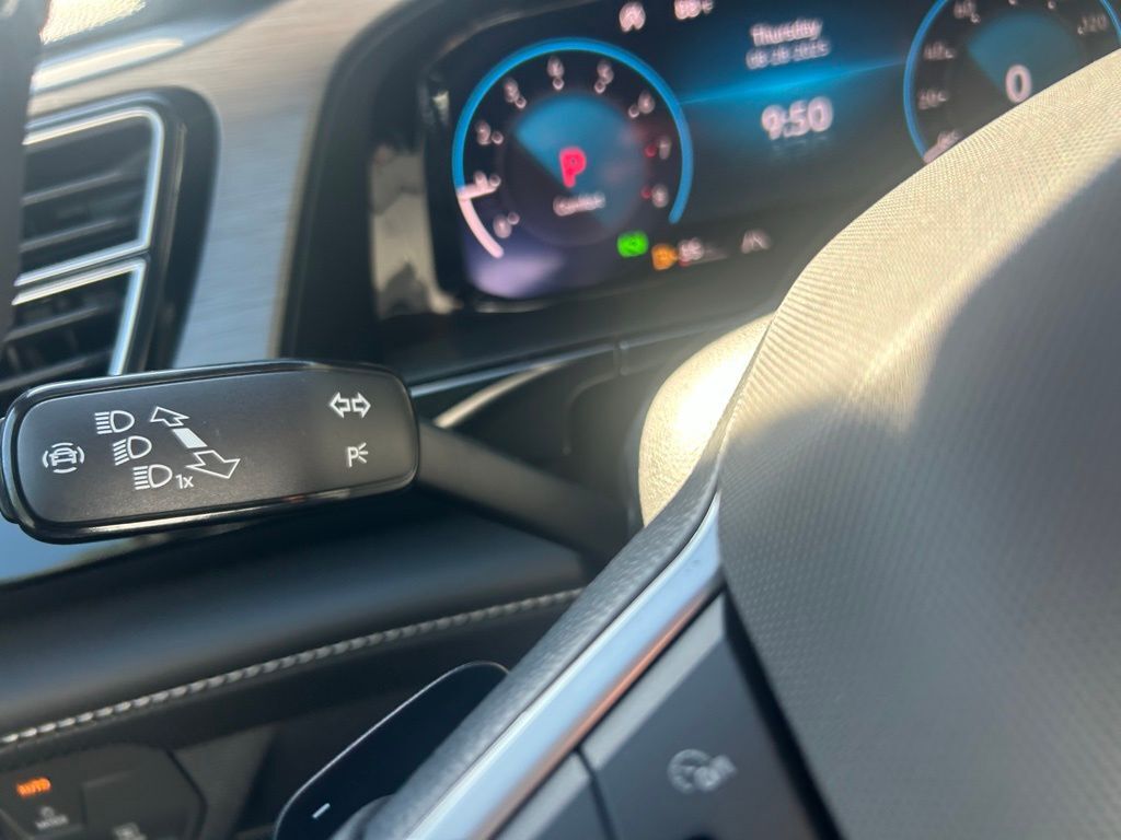 2026 Volkswagen Atlas Cross Sport 2.0T SE w/Technology Tampa FL