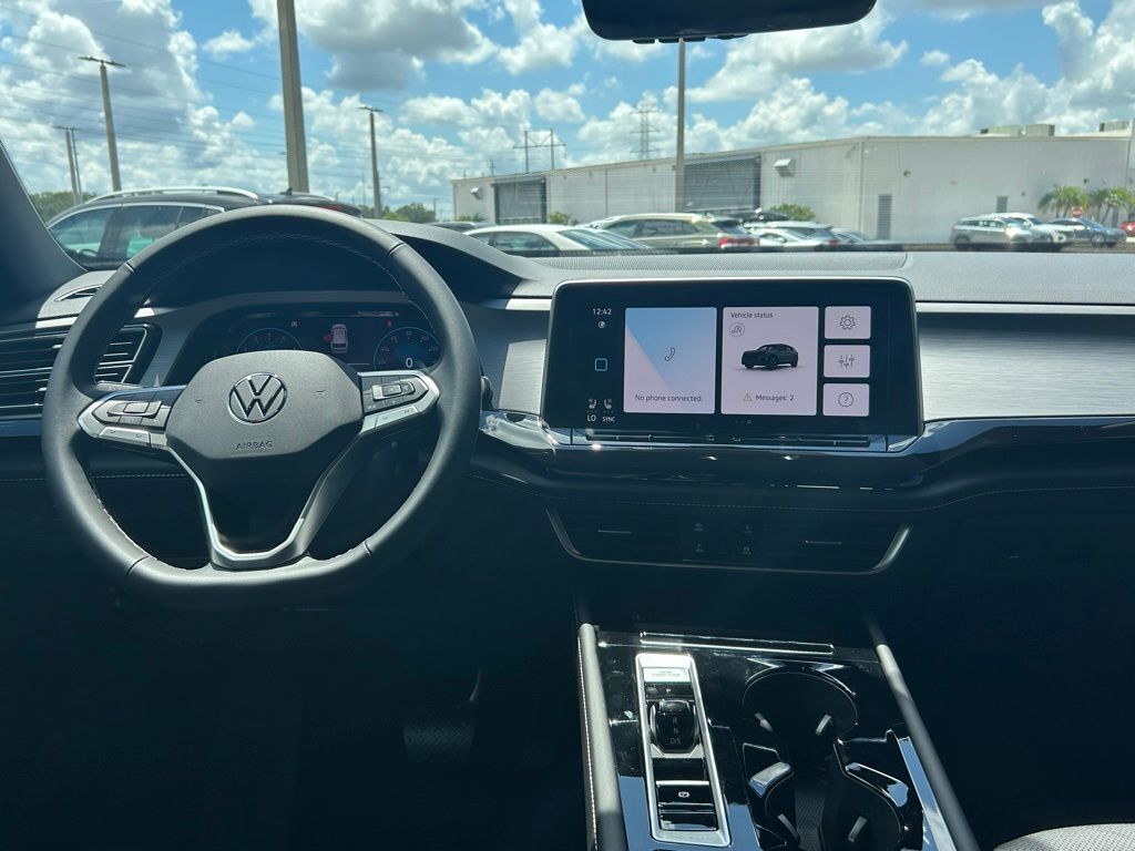 2026 Volkswagen Atlas Cross Sport 2.0T SE w/Technology Tampa FL