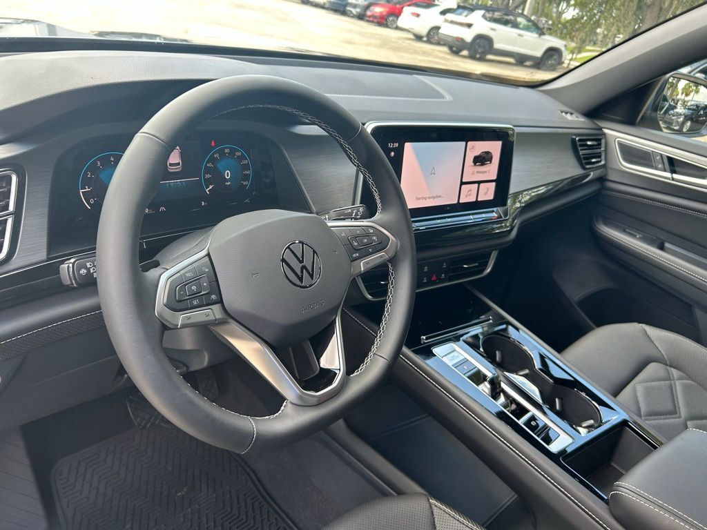 2026 Volkswagen Atlas Cross Sport 2.0T SE w/Technology Tampa FL