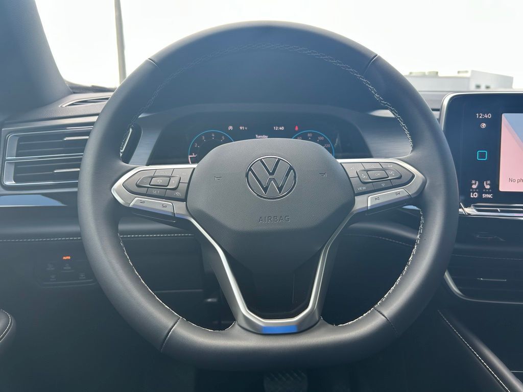 2026 Volkswagen Atlas Cross Sport 2.0T SE w/Technology Tampa FL