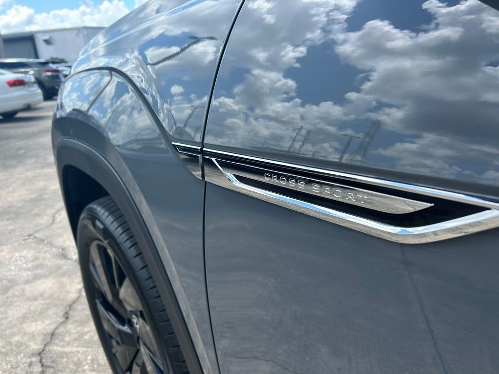 2026 Volkswagen Atlas Cross Sport 2.0T SE w/Technology Tampa FL