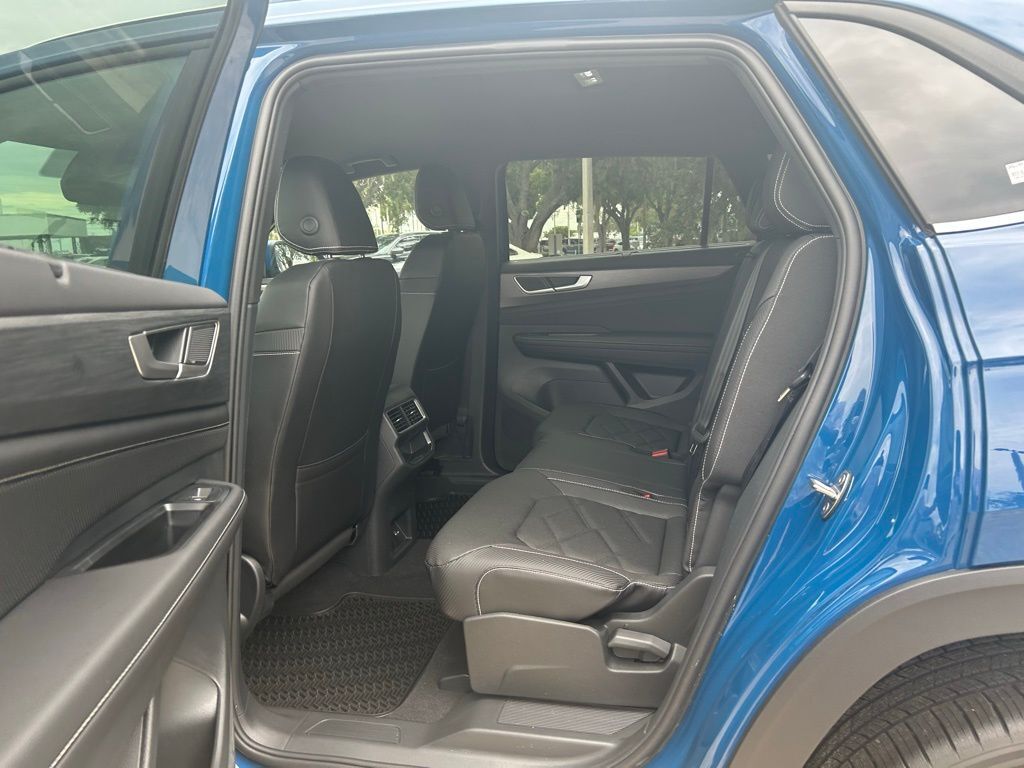 2026 Volkswagen Atlas Cross Sport 2.0T SE w/Technology Tampa FL