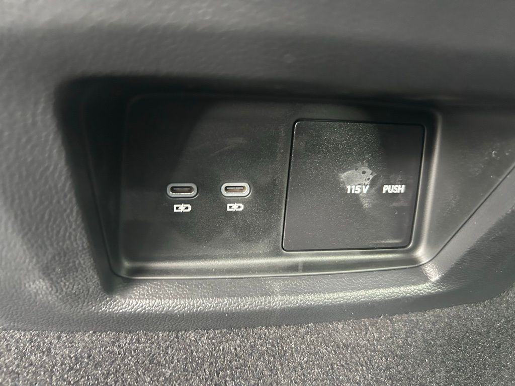 2026 Volkswagen Atlas Cross Sport 2.0T SE w/Technology Tampa FL