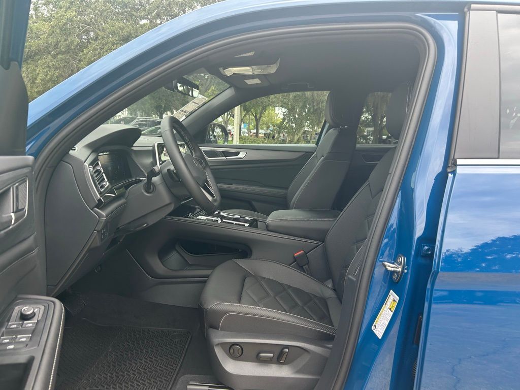 2026 Volkswagen Atlas Cross Sport 2.0T SE w/Technology Tampa FL